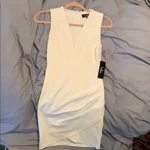 Brand new never worn white lulu mini dress